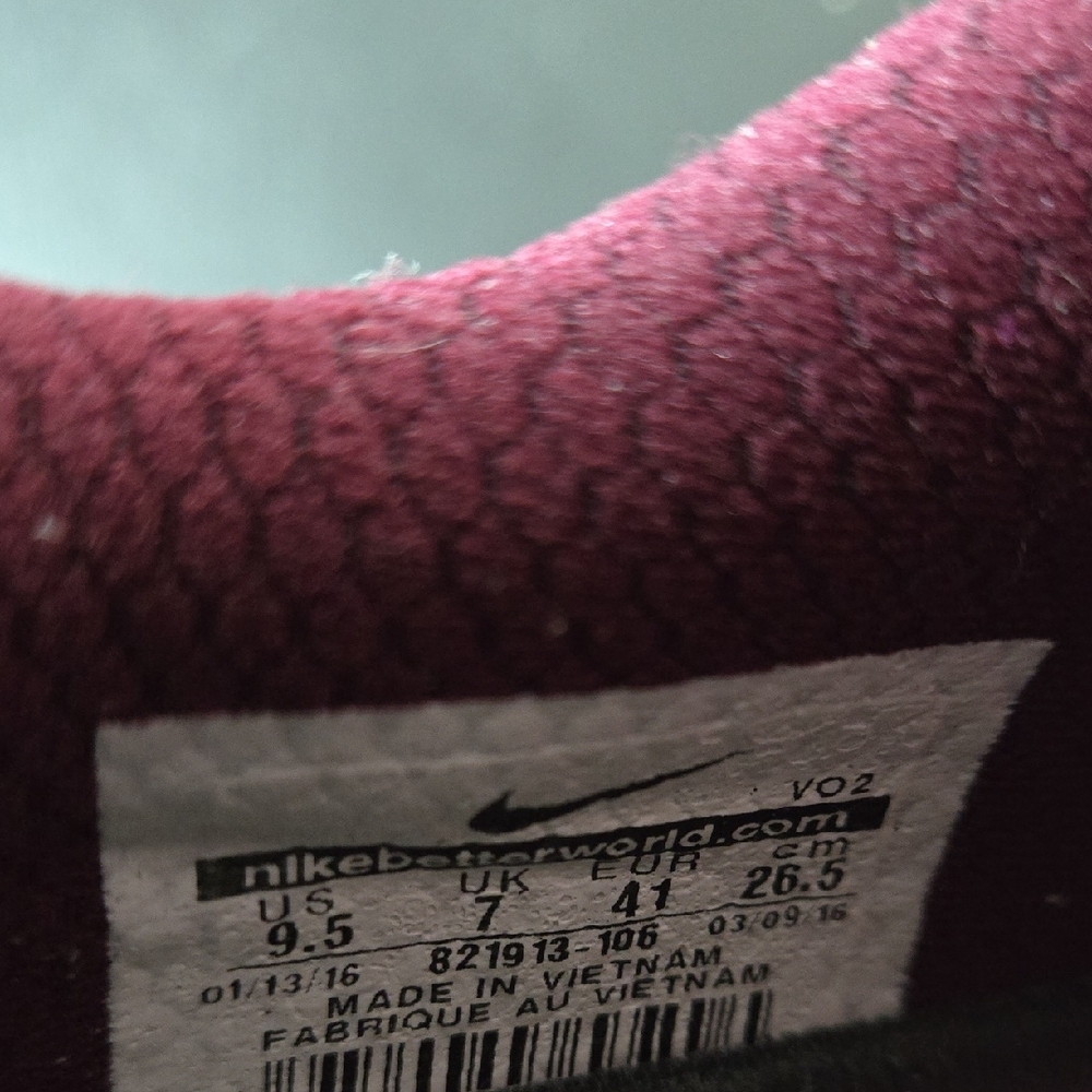 Nike Metcon 2 Running Shoes - Picture 8 of 11